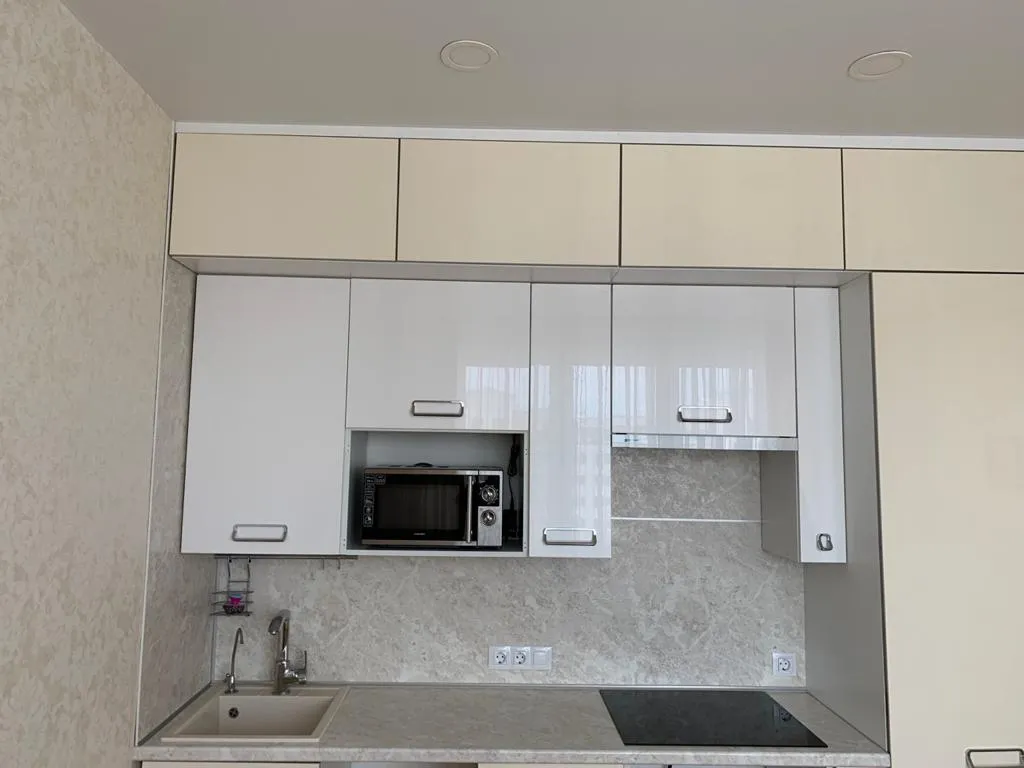 Просторная квартира в элитном доме, Кадетское училище