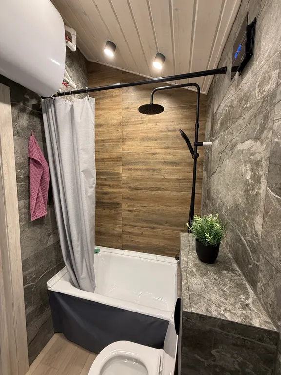 Одноэтажный двухкомнатный дом БарнХаус в черте города