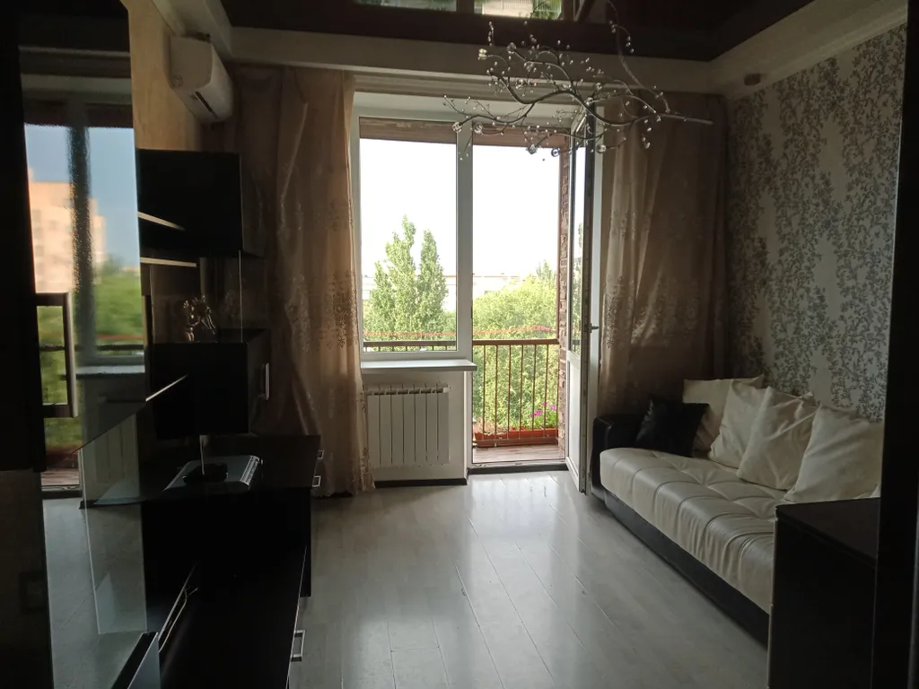 2 - комнатная квартира у панорамы Сталинградаской битвы