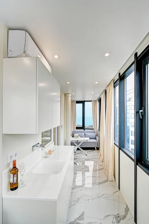 Квартира Квартира Двухкомнатная с 2 санузлами, проектором на балконе, бассейном на территории — Адлер