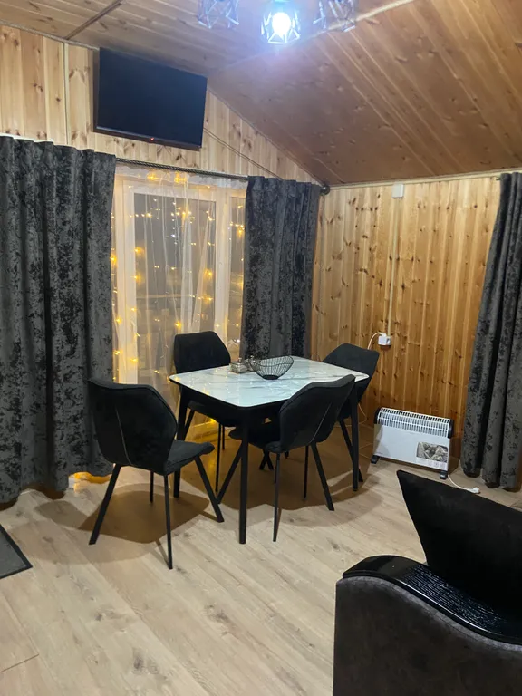 Домик в сосновом бору