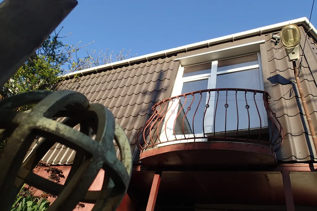 Комфортная квартира-студия с балкончиком в центре Алупки у дворца