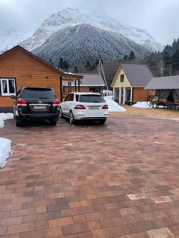 Уютный двухкомнатный домик в Домбае, в гостинице Мечта