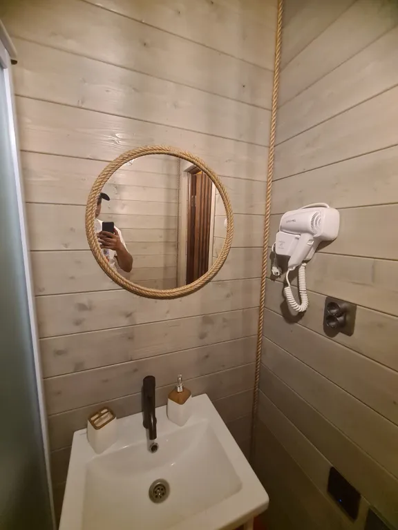 Коттедж Домик в лесу — Кисловодск