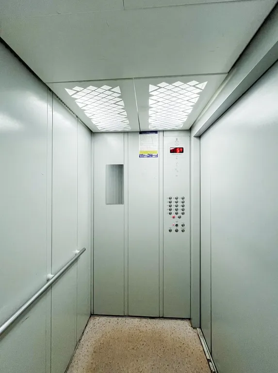 Rolling Stones-studio Alliance Apartments