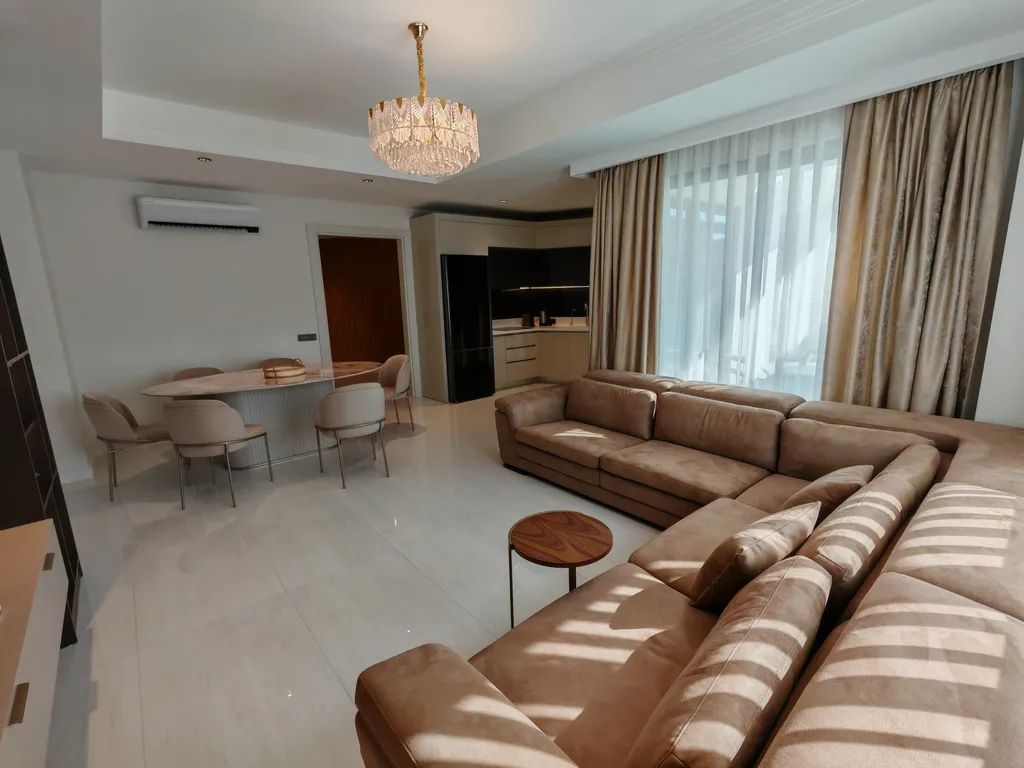 Большая квартира с 4 спальнями в новом ЖК с аквапарком и 5 бассейнами