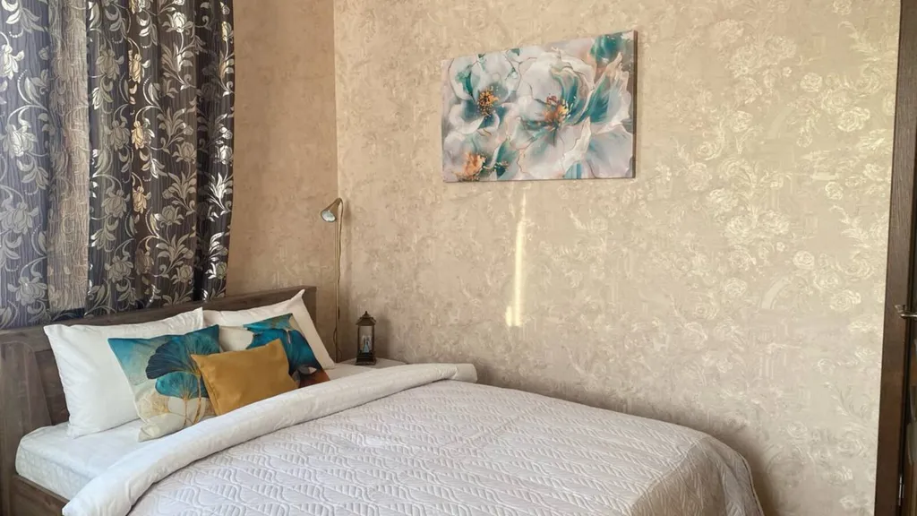 Просторная квартира, 500 метров пешком до главной площади, ждем