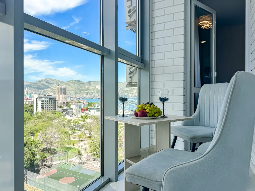 Квартира Евротрешка ЖК Регата на набережной с видом на море и горы — аренда посуточно в Новороссийск