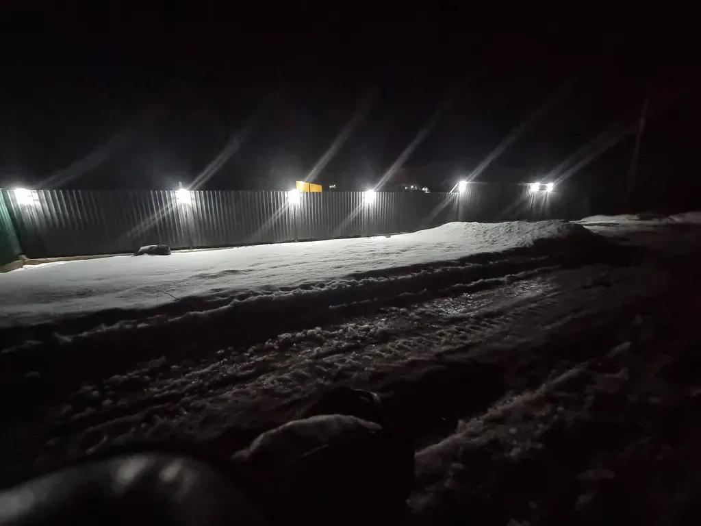 Часть дома с камином