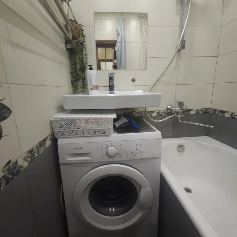 Квартира Квартира Уютная студия с ванной, 5 мин от метро Люблино, парковка бесплатно — Москва