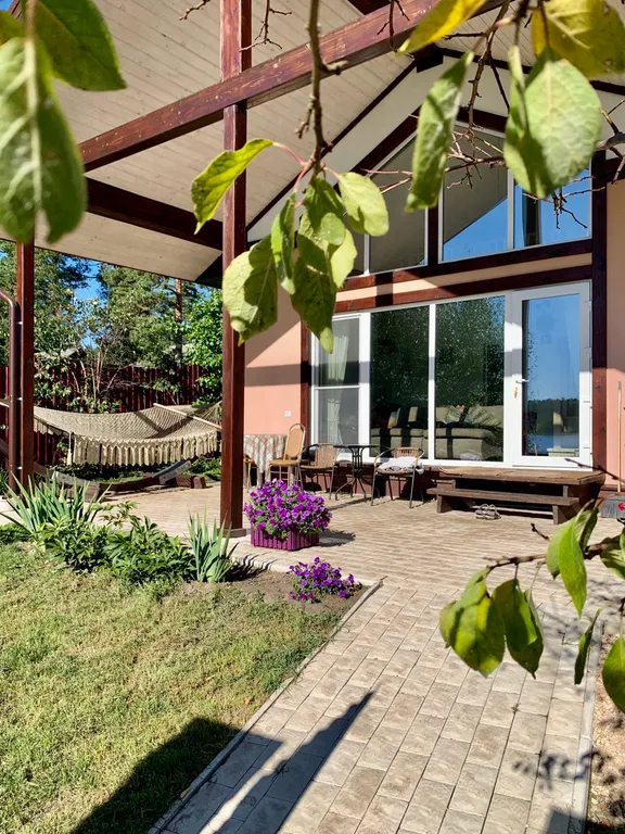 Коттедж Дом на берегу озера Селигер в сосновом бору — Осцы