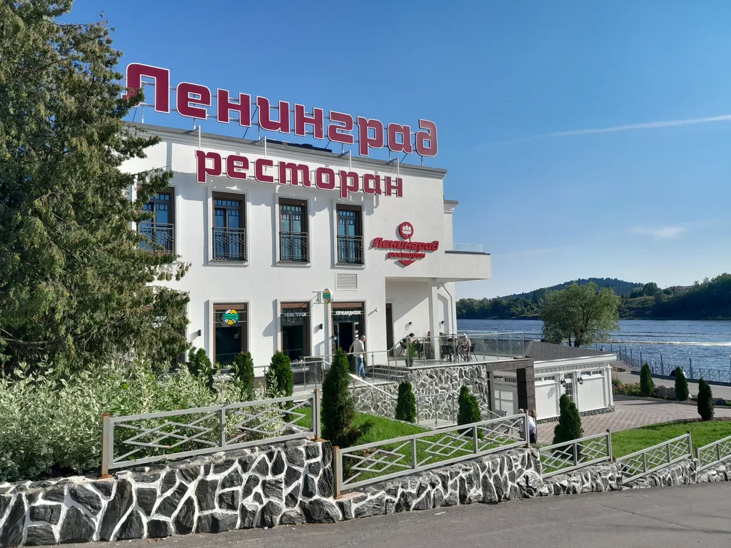 Карелия Сортавала 2 комнатная квартира, wi-fi, парковка, рядом кафе, озеро