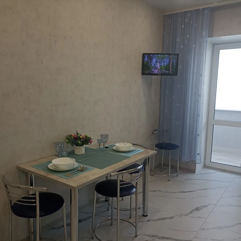 Новая и чистая 1-комнатная квартира