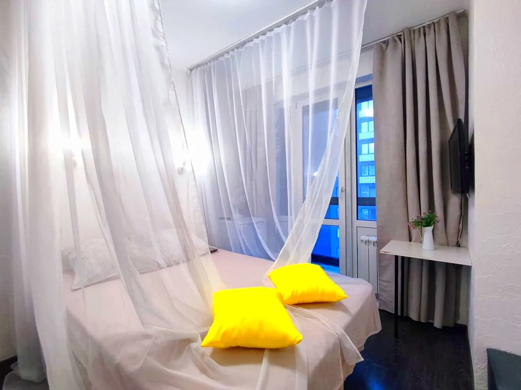 Квартира с балдахином, балконом с лаундж зоной для чая и кофе — аренда посуточно в Коммунарка