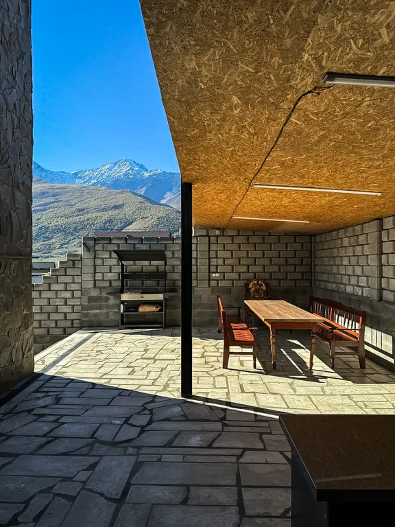 Дом с панорамным видом в горах Северной Осетии