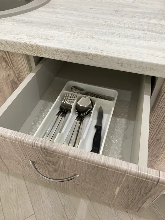 Просторная квартира-студия в современном стиле