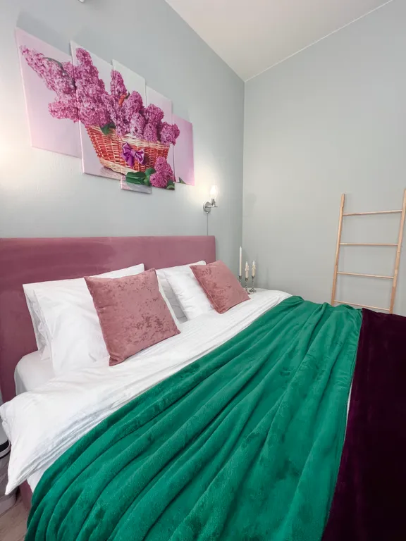 Квартира 4-комнатная Квартира — Москва