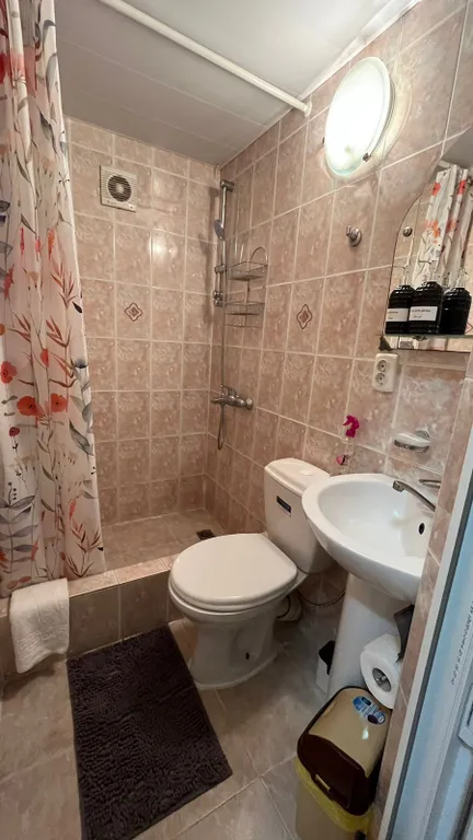 Комнаты с видом на море и горы