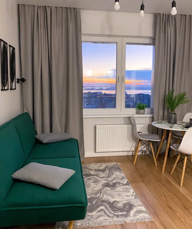 Зелёная квартира с потрясающим видом на город и реку Двину