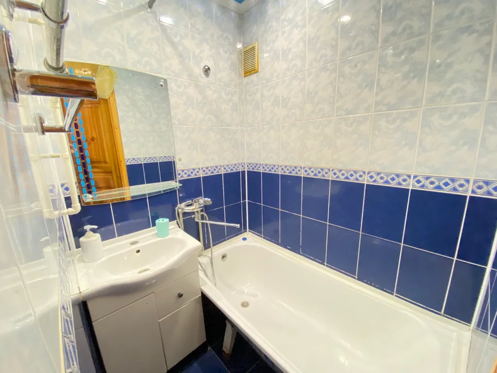 Квартира Двушка в спальном районе — аренда посуточно в Алексеевка