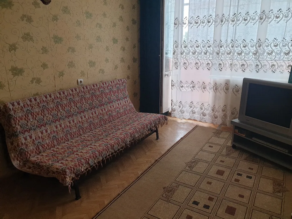 Уютная квартира c видом на проспект