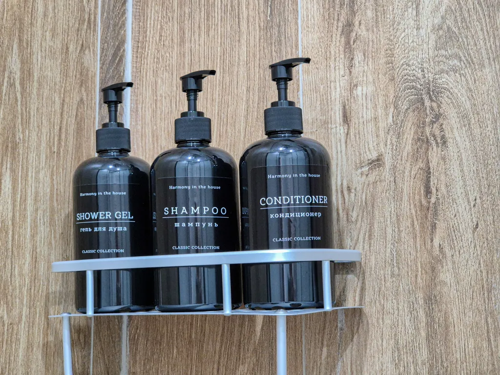 Просторная студия с балконом