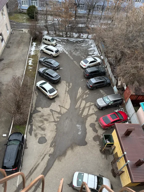 Современная квартира в новом доме в центре города