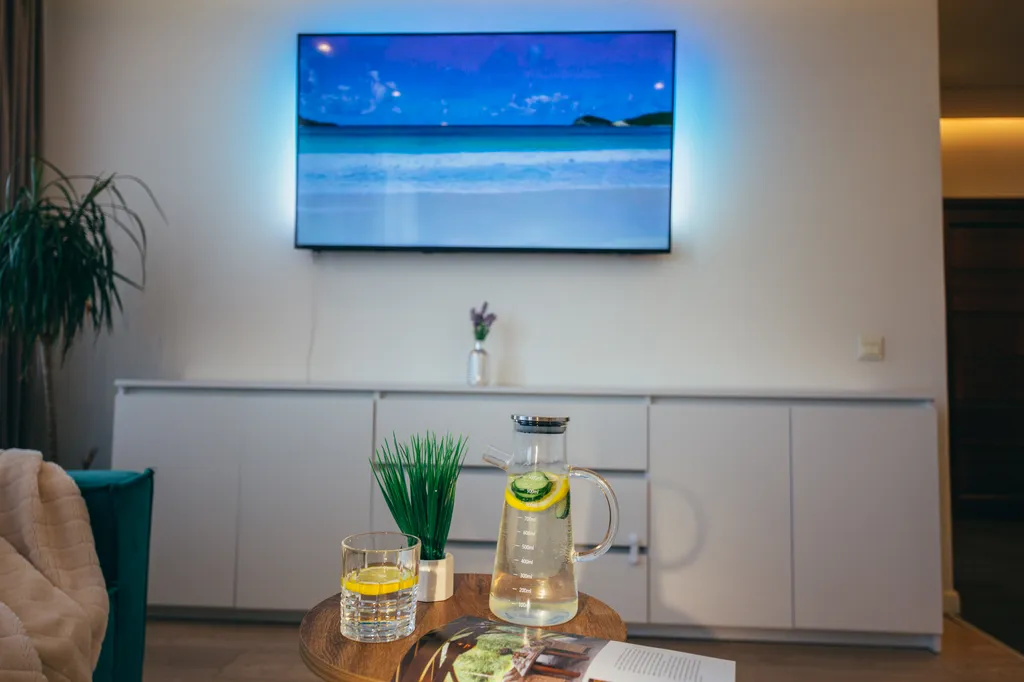 Квартира Двухкомнатная квартира с дистанционным заездом — Калининград