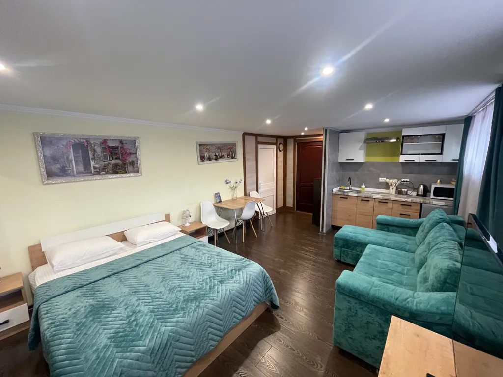 Квартира Квартира Уютная студия в гостевом доме в самом центре Владикавказа — Владикавказ