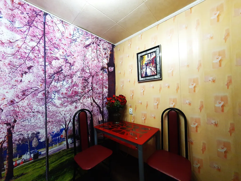 2 комнатная на горняков в центре Талнаха