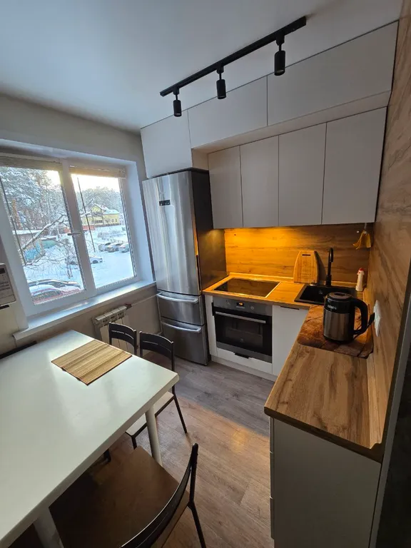 Уютная квартира в самом центре набережной с видом на горы — аренда посуточно в Дивногорск