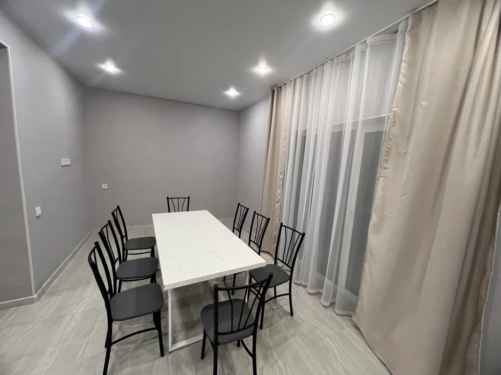 4-комнатный Дом