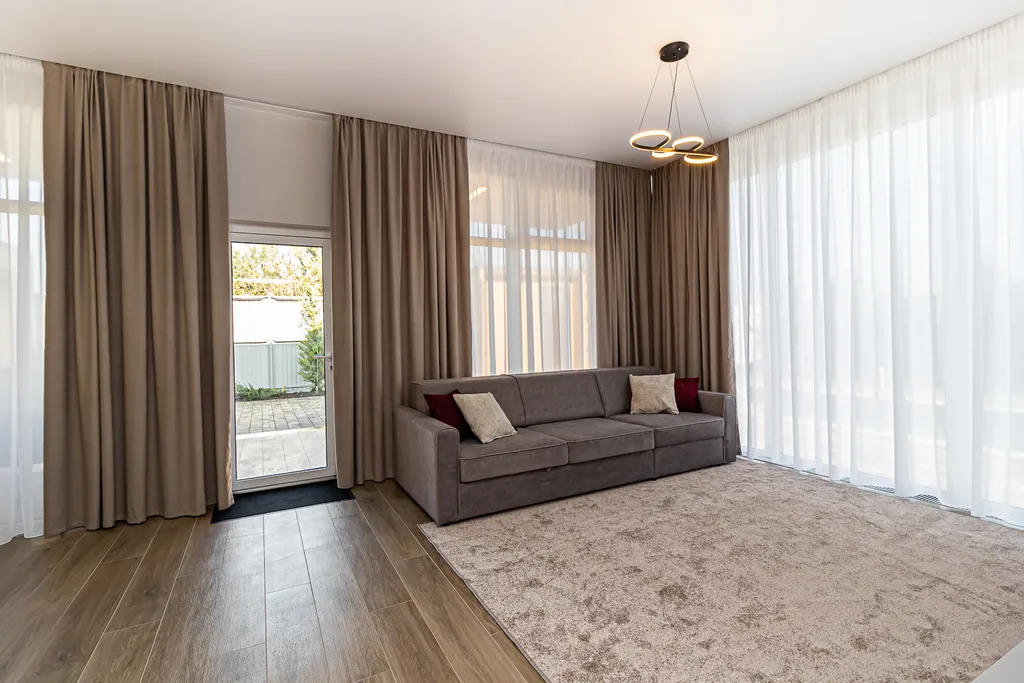 Клёвый дом с бассейном и баней