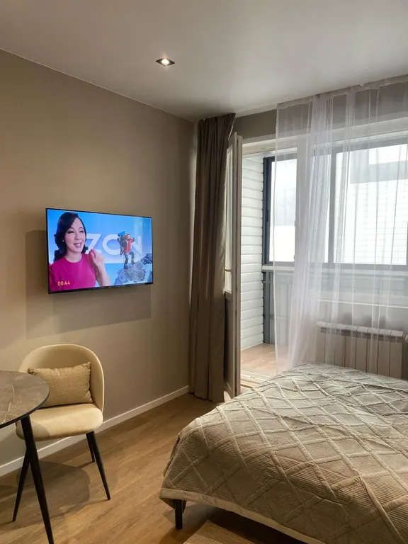 Красивая студия с хорошим ремонтом  в топовой локации города