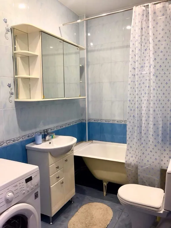 Уютная студия возле набережной с видом на Ангару