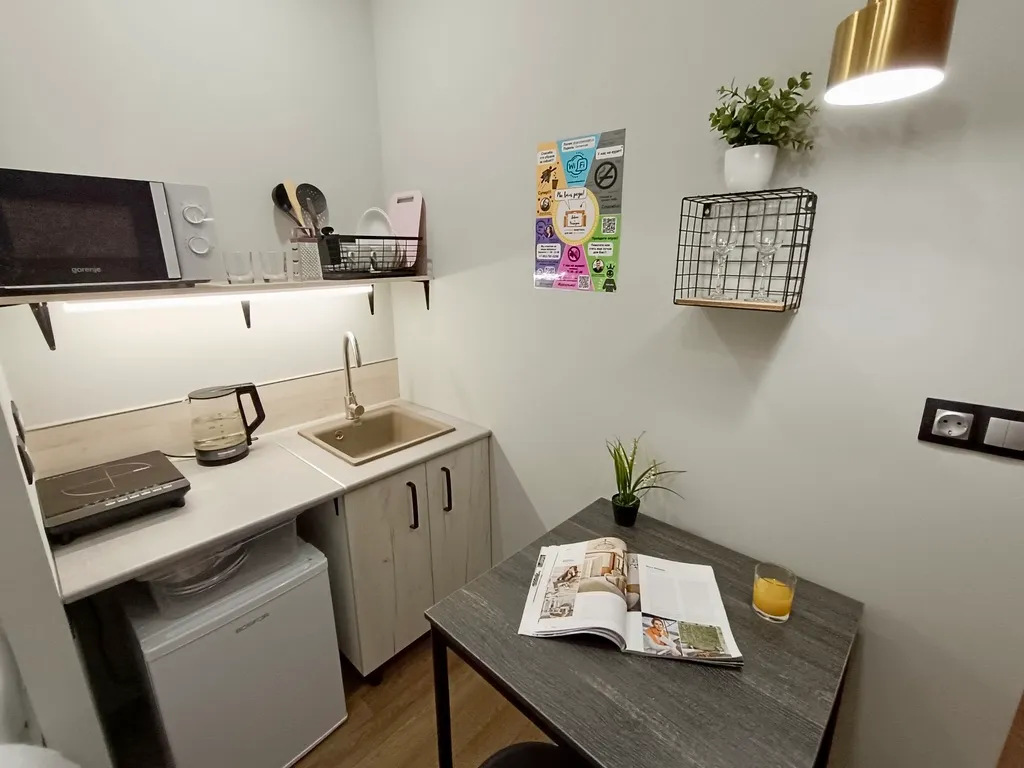 Студия с дизайнерским ремонтом возле ЖД Вокзала