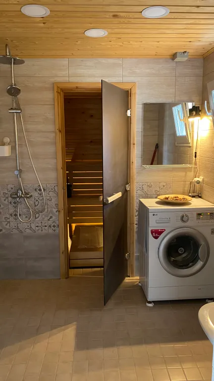 Дом с видом на озеро без соседей