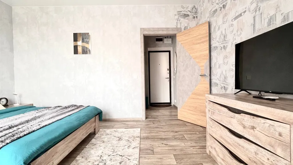 Новый апартамент с зоной отдыха на балконе