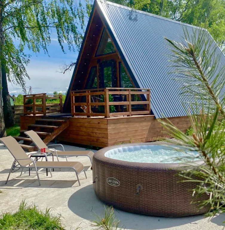 Коттедж Треугольный дом с баней и сибирским чаном — аренда посуточно в Калининград