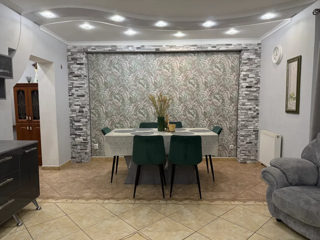 Уютный коттедж в черте города — аренда посуточно в Калининград