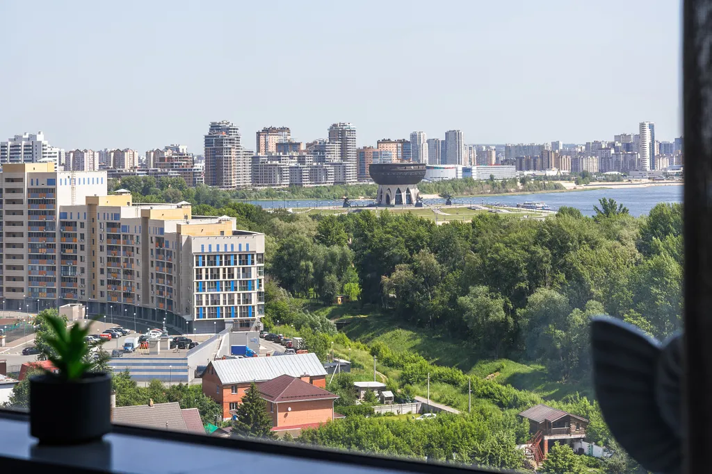 Двушка Sunvilles с видом на Кремль