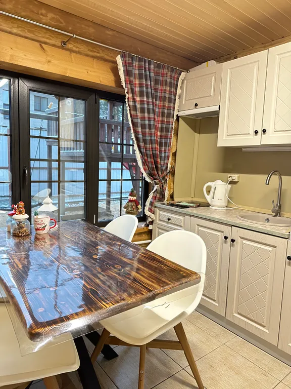 Коттедж Дом у леса — Порхово