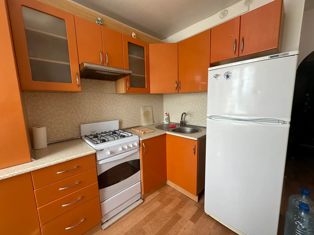 Однушка у трассы М4