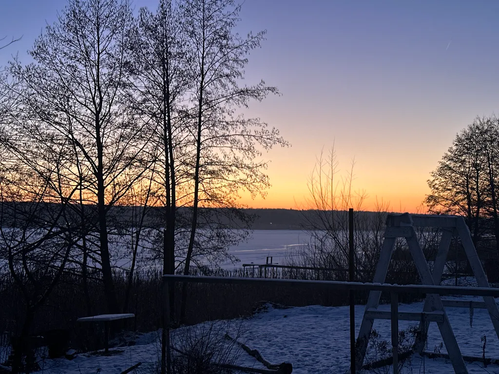 Коттедж с видом на Горьковское море