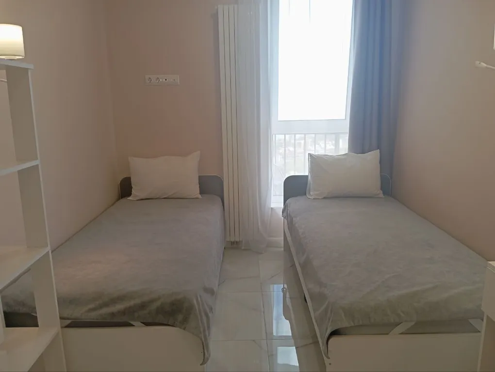 Двухкомнатная квартира с панорамным видом "Очарование Ялты"