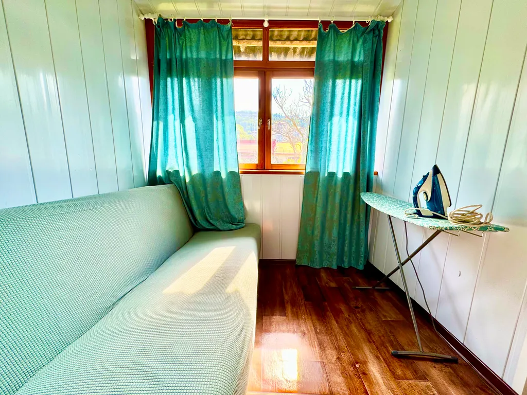 Двухкомнатная квартира первый дом от моря