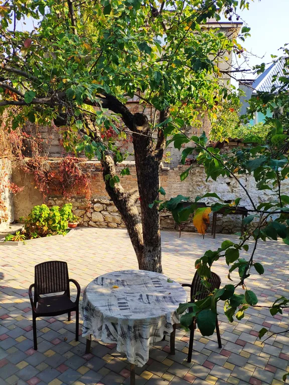 Коттедж Дом с двумя спальнями и двориком в историческом центре — Пятигорск