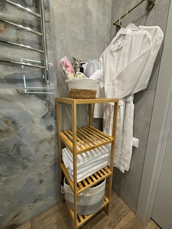 Квартира Двухкомнатная квартира с дизайнерским ремонтом — Адлер