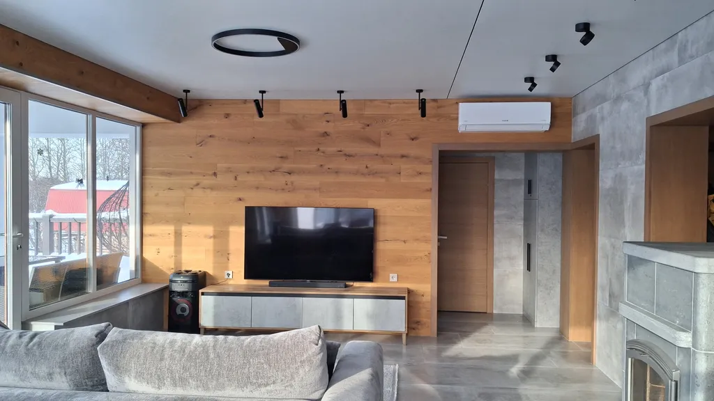 Современный дом на берегу озера в национальном парке Браславские озера