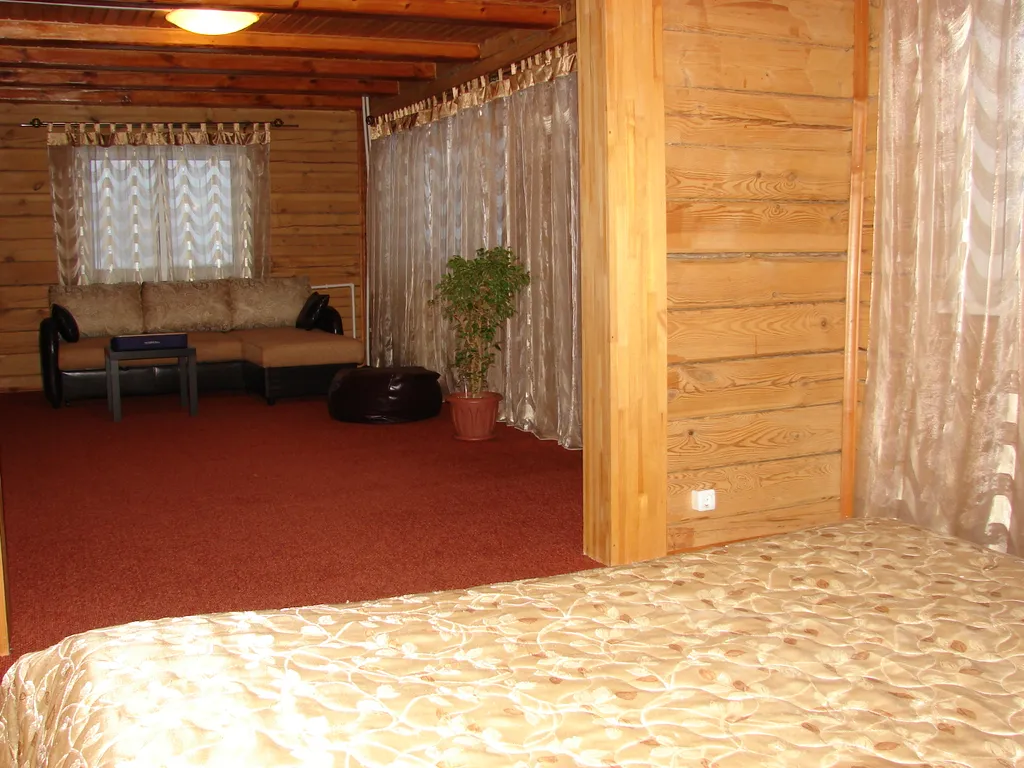 Уютный коттедж для семейного отдыха с домашним кинотеатром.